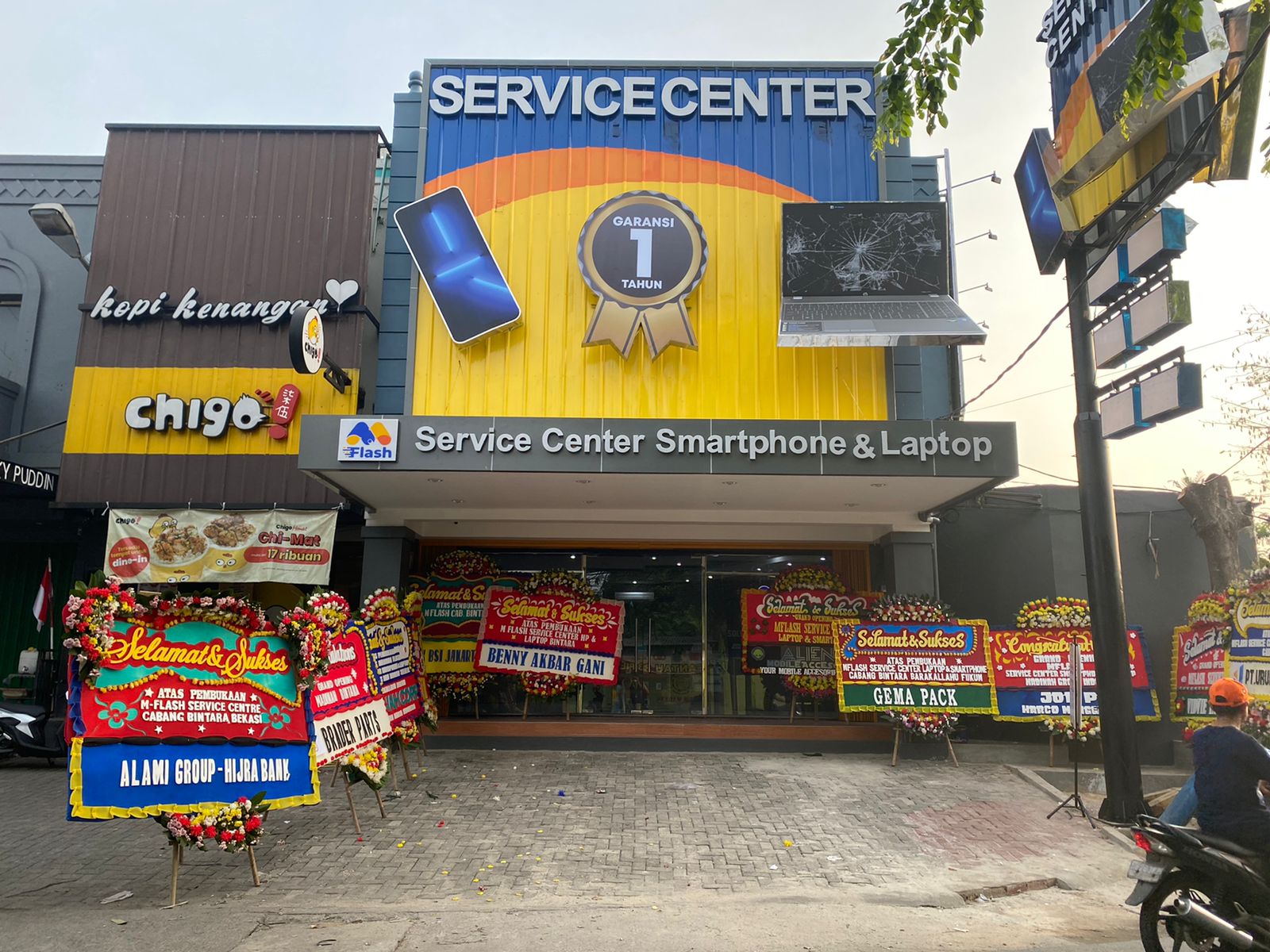 Front Store MFlash Bintara